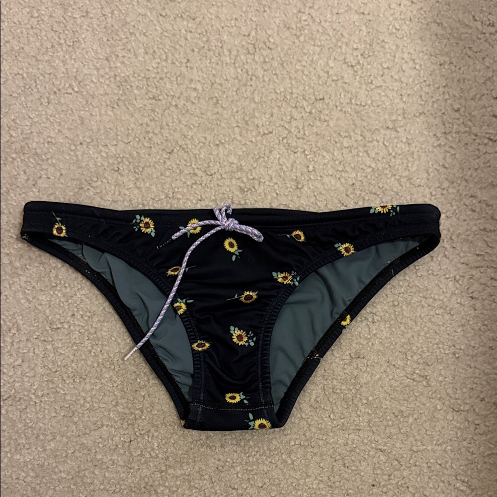 Sunflower Jolyn Bottoms “Midl” Size M